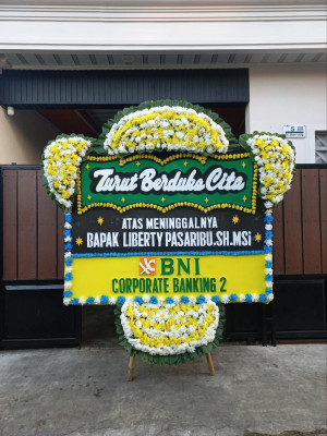Papan Bunga Duka di Pondok Bahar