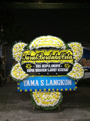 Papan Bunga Duka di Pondok Bahar